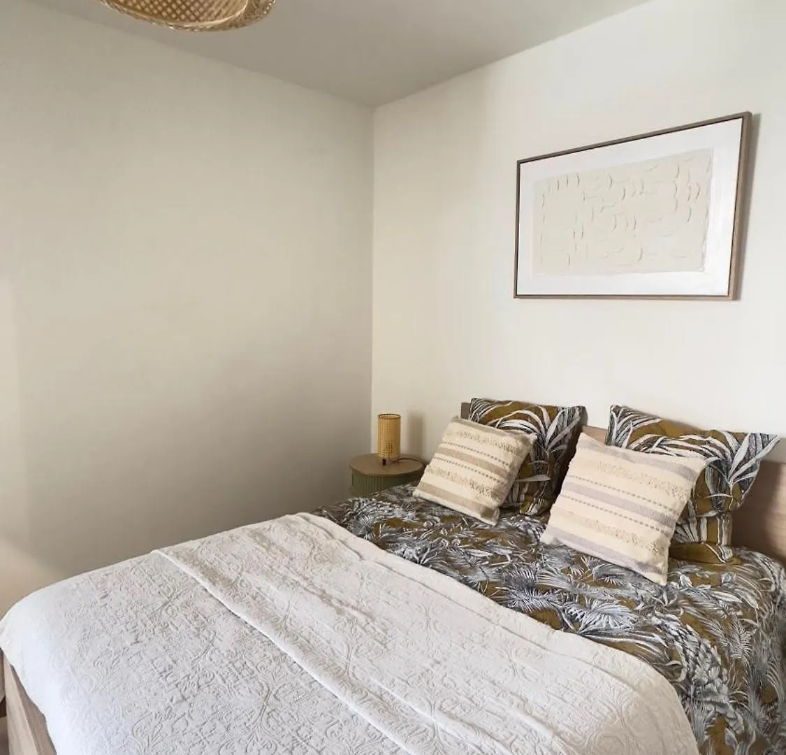 Apartament Magnifique Grand 2 Pieces Moderne Lumineux Au Calme Avec Grande Terrasse A 15Mn En Bus Centre-Ville, Gare Et Promenade Des Anglais Nicea Francja
