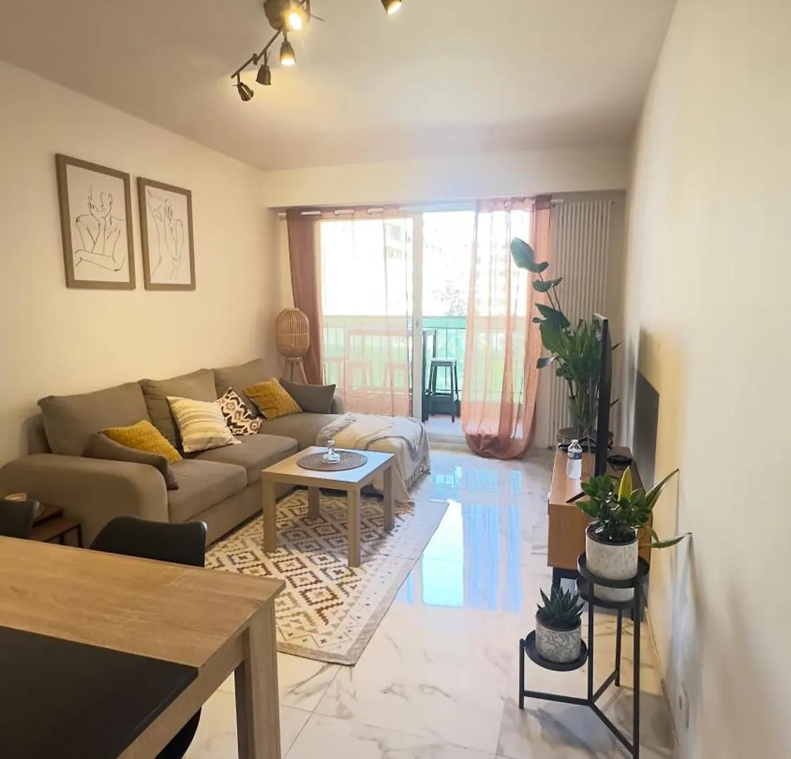 דירה ניס Magnifique Grand 2 Pieces Moderne Lumineux Au Calme Avec Grande Terrasse A 15Mn En Bus Centre-Ville, Gare Et Promenade Des Anglais